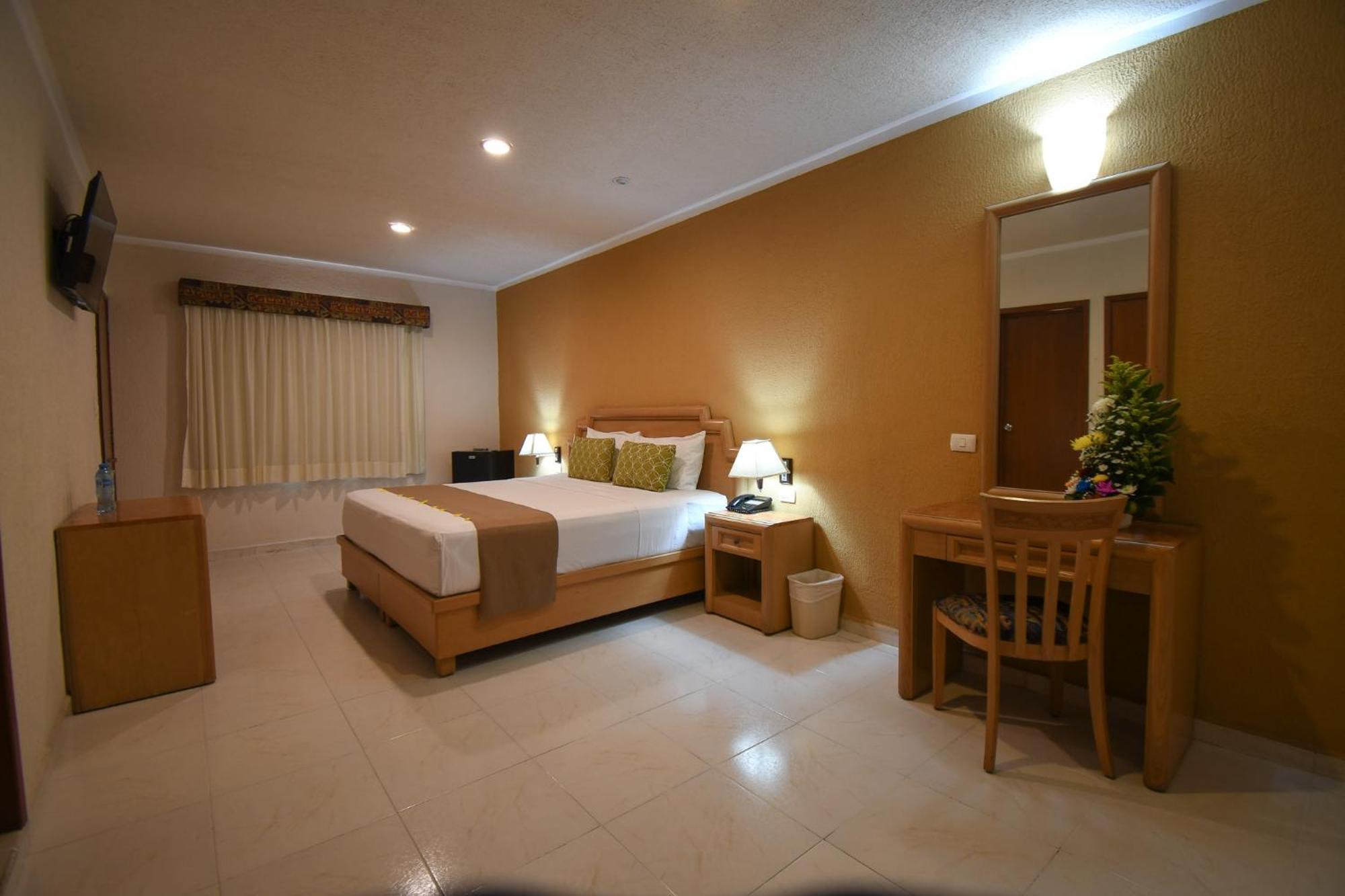 Tecnohotel Itzaes Merida Luaran gambar